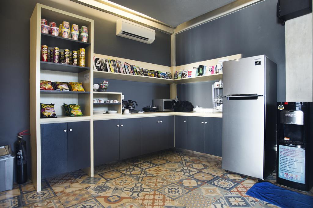 M Boutique Hostel Семиняк Екстериор снимка
